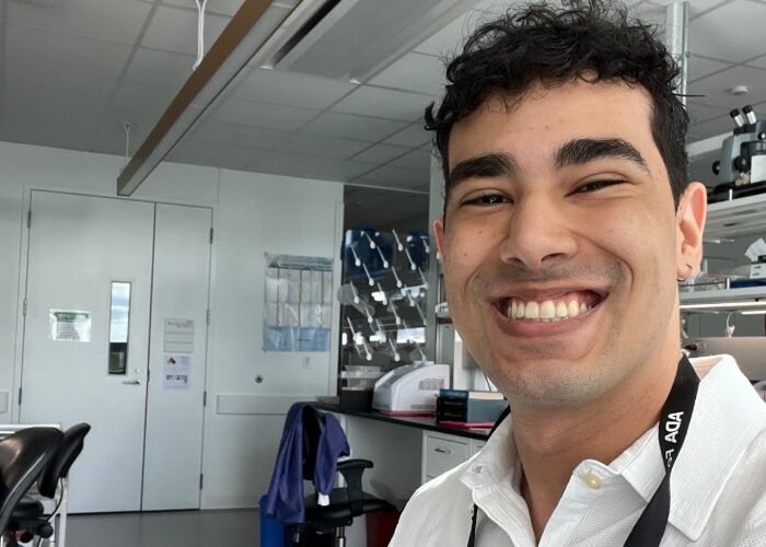 Aluno Da Graduação Em Odontologia Do Einstein Realiza Experiência Internacional De Pesquisa